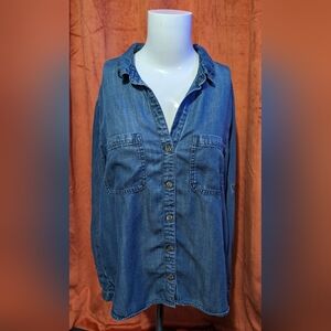Cloth & Stone Denim Button Down Top